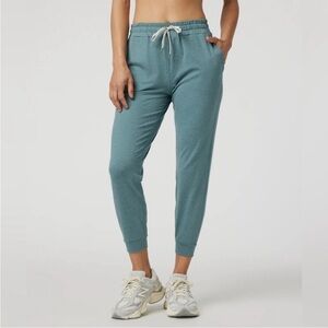 Vuori Charcoal Gray Activewear Pants